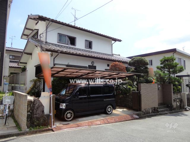 Local appearance photo. The appearance of the property (from the northeast side)