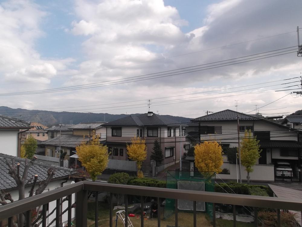 View photos from the dwelling unit. View from the site (November 2013) Shooting