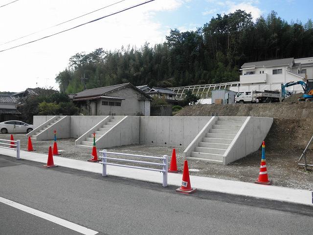 Local appearance photo. Local (10 May 2013) Shooting