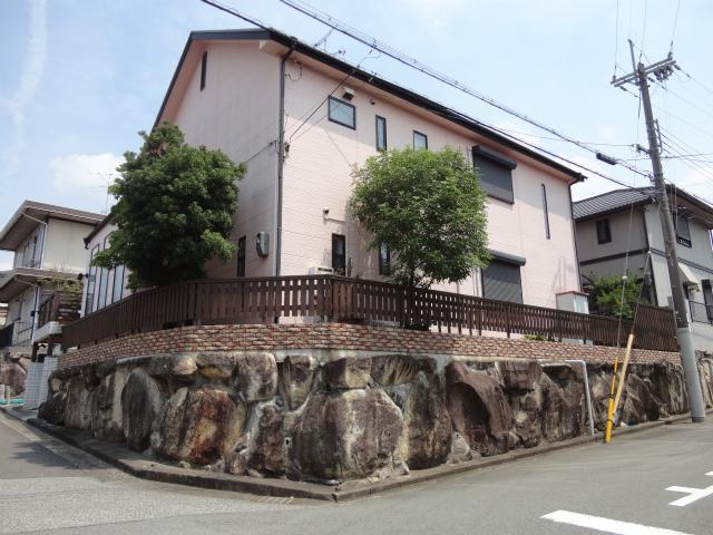 Local appearance photo. Property appearance (from the northwest side)