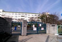 Junior high school. 1590m to Kawanishi Tachikawa West Junior High School