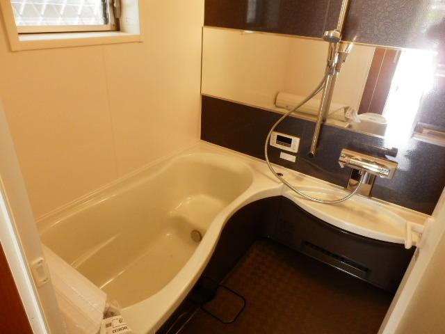 Bathroom. Indoor (June 2013) Shooting