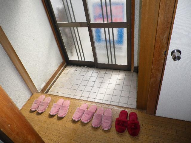 Entrance. Local (February 2013) Shooting