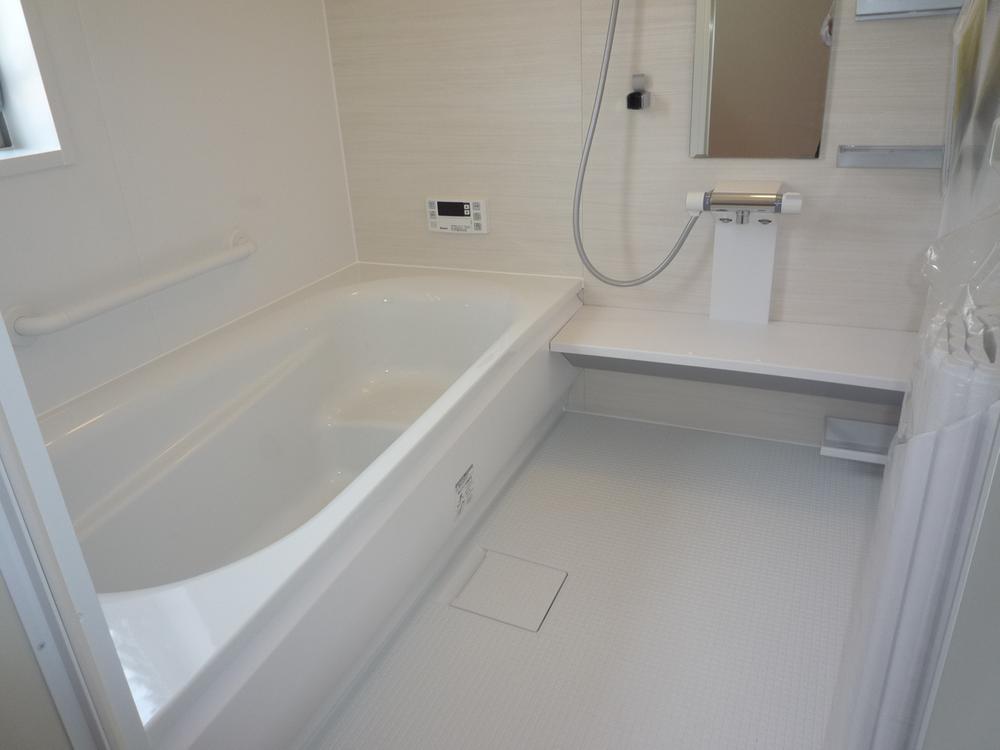 Bathroom. Local (June 2013) Shooting No. 3 place It is a bathroom with a heating dryer of 1 pyeong size. 