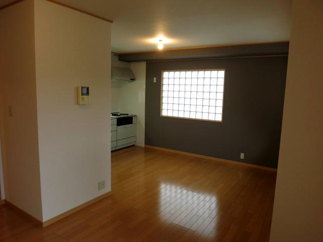 Living. LDK13 Pledge