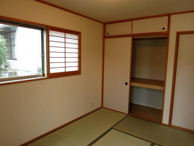 Non-living room. Japanese-style room 6 quires