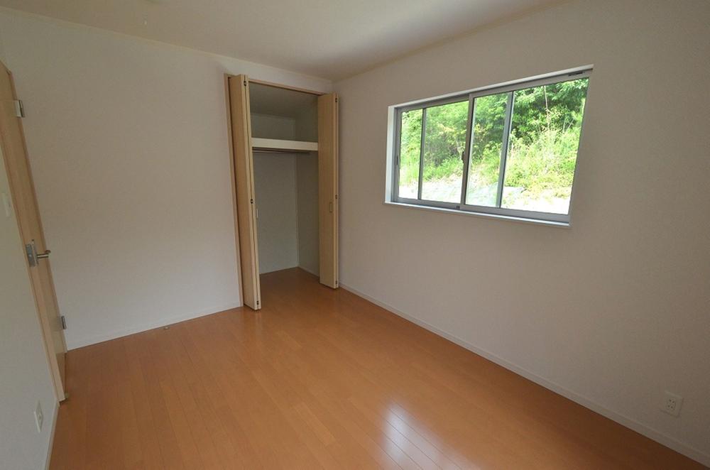 Same specifications photos (Other introspection). Western-style construction example photo