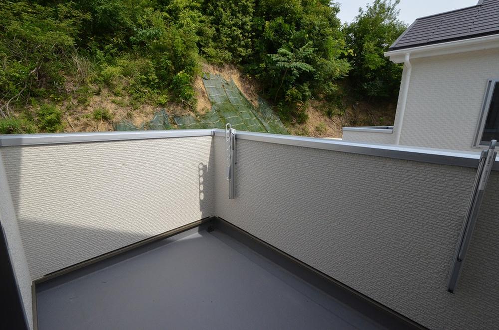 Balcony. Example of construction of a balcony photo