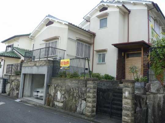 Local appearance photo. Shooting from the northeast side