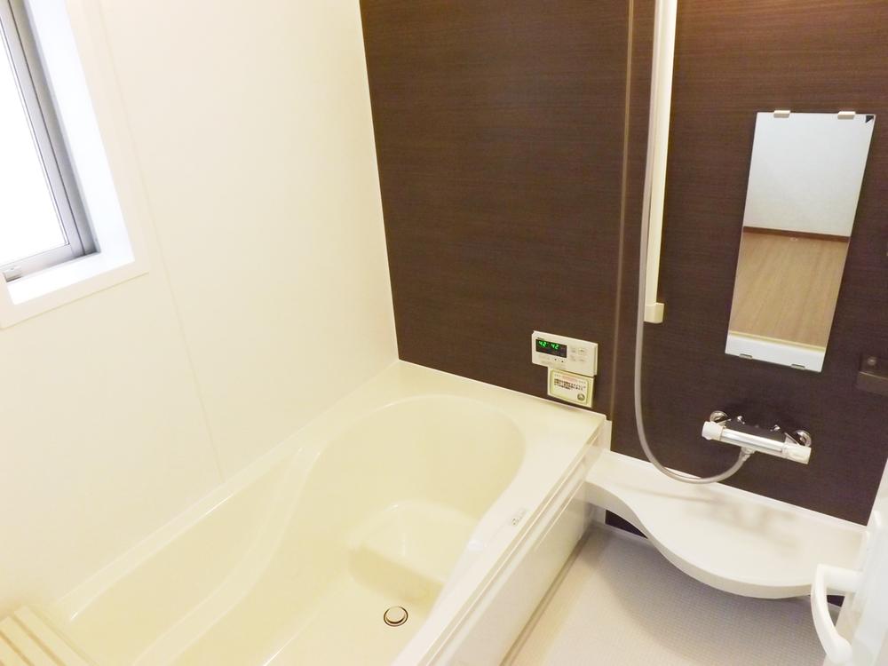 Same specifications photo (bathroom). Same specifications photo (bathroom) Bathroom heating dryer! Warm bath!