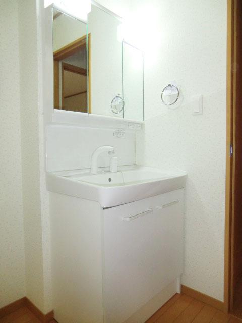 Other Equipment. Same specifications photos (washroom)
