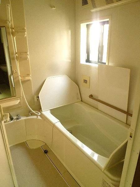 Bathroom. 1616 wide bathroom of size