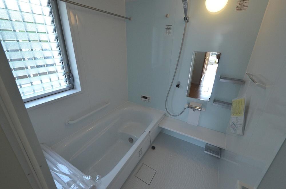 Same specifications photo (bathroom). Bathroom photo of the company's construction cases