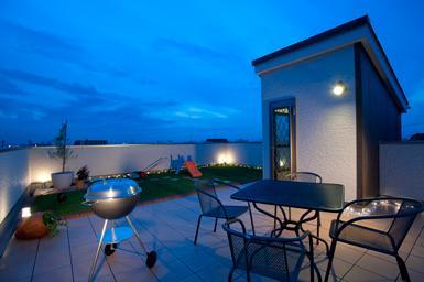 Building plan example (exterior photos). Daiichi home of Roof Garden