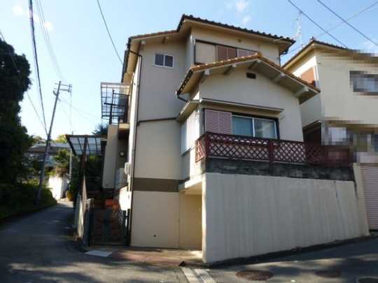 Local appearance photo. Shooting from the east