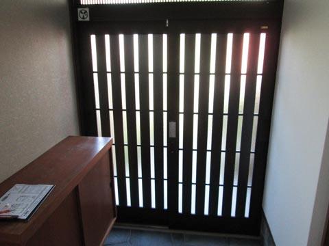 Entrance. Indoor (September 2013) Shooting