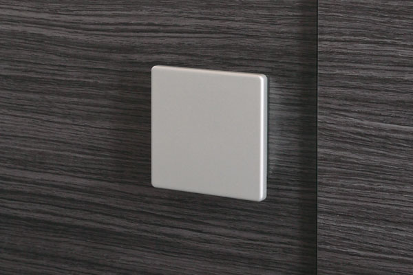 Other.  [Push-pull door handle] Press with a light force ・ It employs a push-pull handle to the front door that can be opened and closed only in the draw. You can open it from up, down, left and right any direction (same specifications)