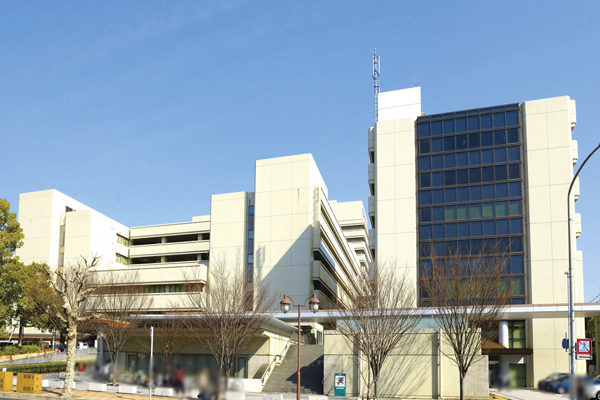 Surrounding environment. Kobe University Hospital (walk 21 minutes ・ About 1680m)