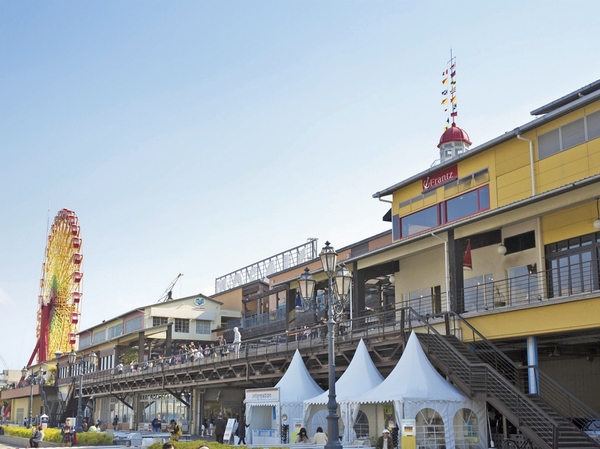 "Kobe Harborland umie MOSAIC"