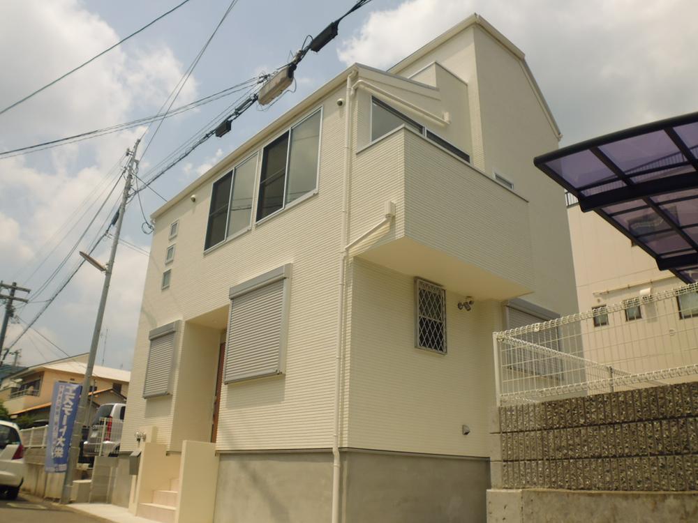 Local appearance photo.  ■ Local appearance photo