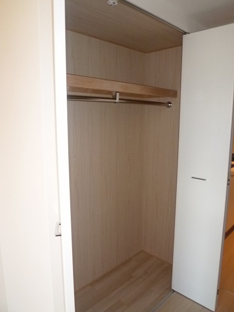 Receipt. Storage can be plenty