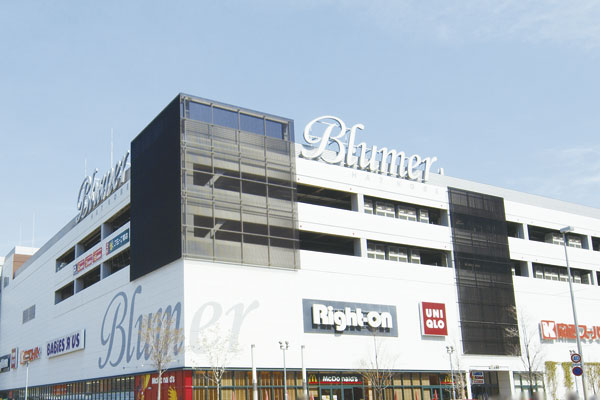 Surrounding environment. Pull mail HAT Kobe (Kansai Super HAT Kobe store / 109 Cinemas HAT Kobe) (walk 11 minutes ・ About 870m)