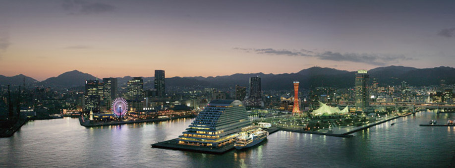 Beauty, such as the silhouette as seen from the sea postcards. Plus the CG processing in aerial photographs with views of the surrounding site (October 2013 shooting), In fact the different.