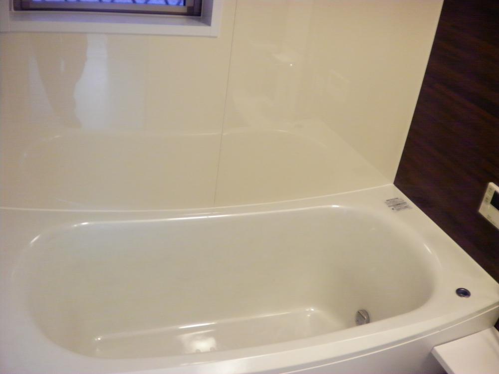 Bathroom. Indoor (12 May 2013) Shooting