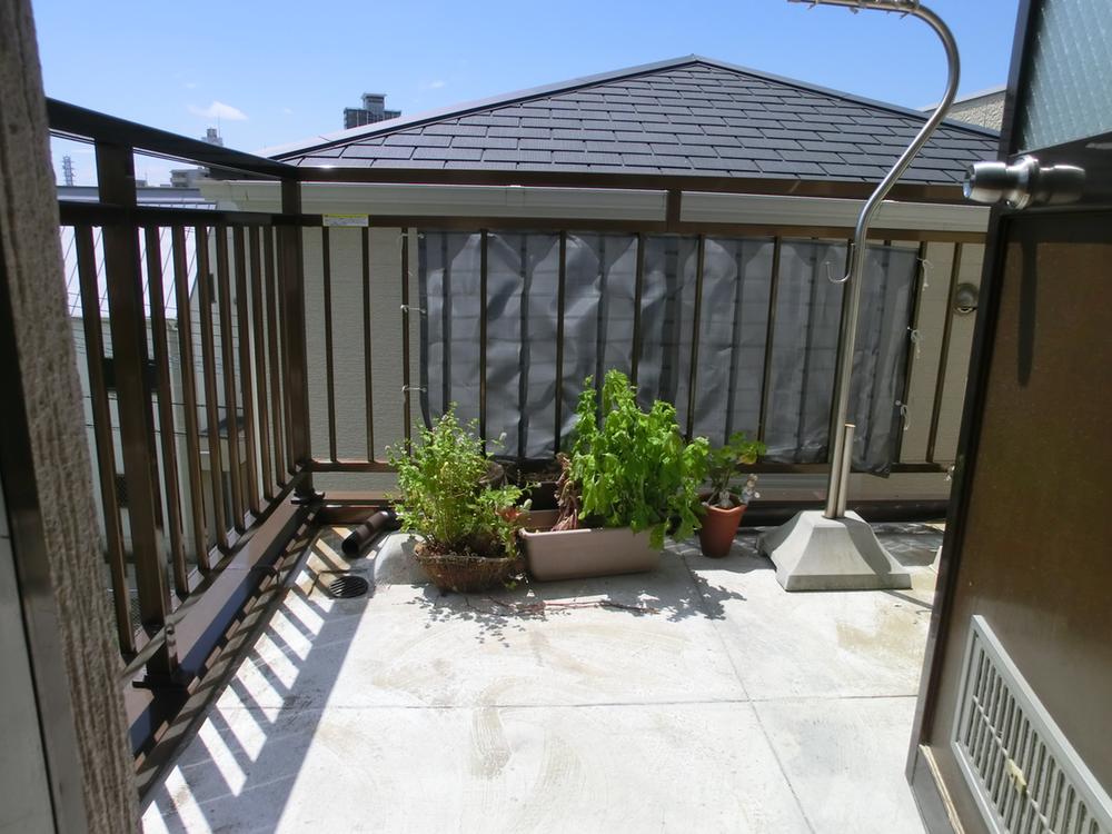 Balcony. Local (August 2012) shooting