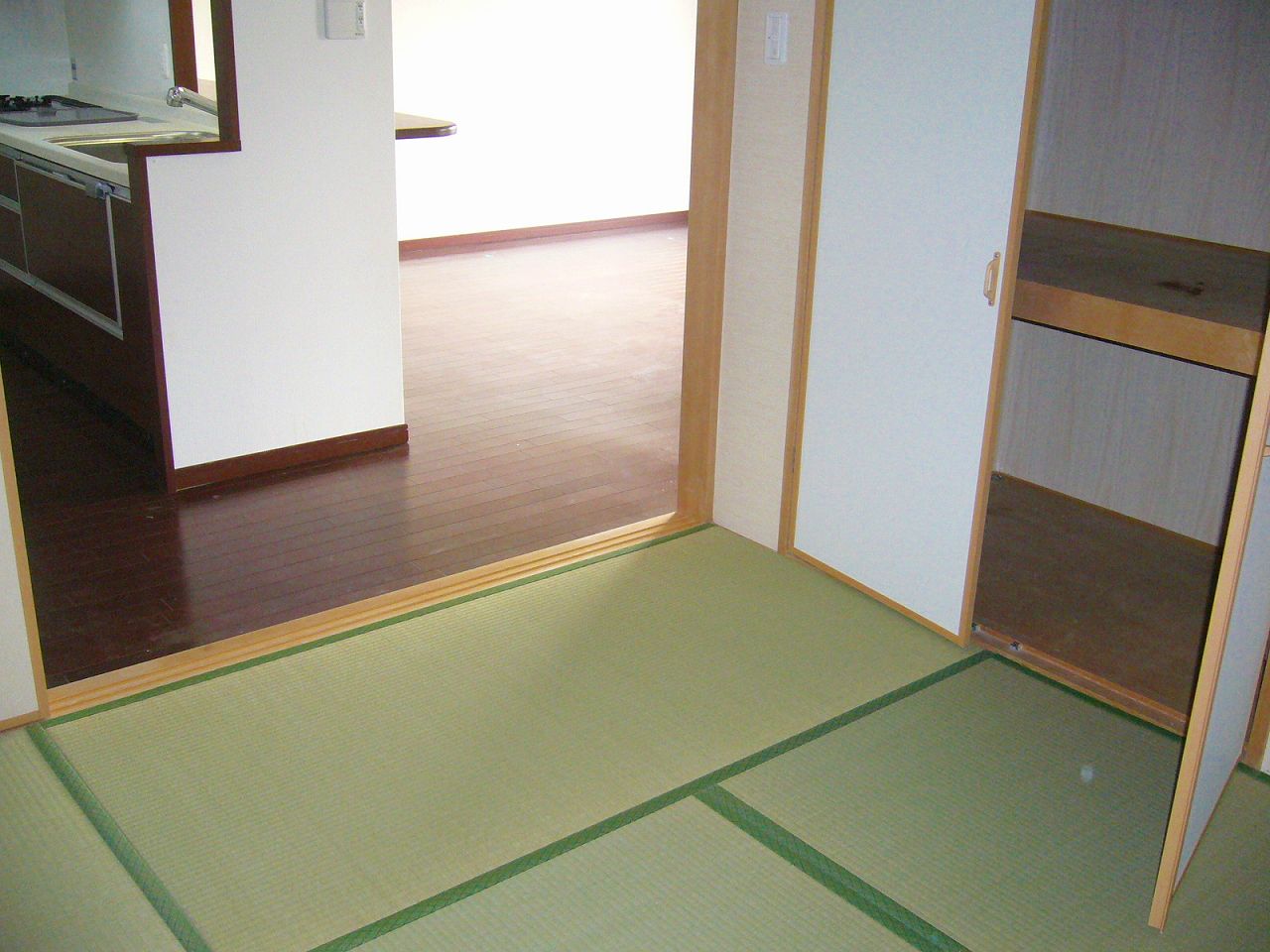 Living and room. Is a Japanese-style room
