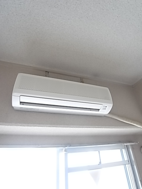 Other. Equipped also glad air conditioning equipment.