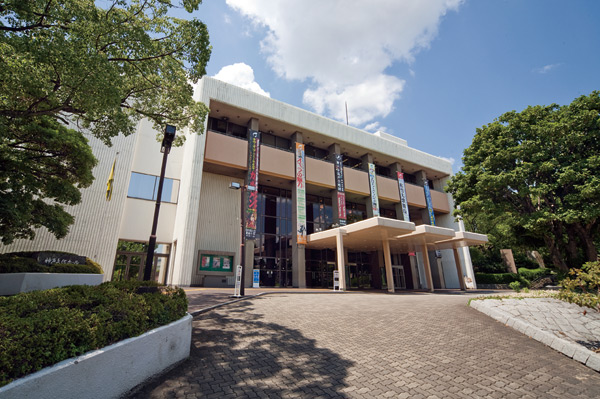 Surrounding environment. Kobe Culture Hall (14 mins ・ About 1070m)