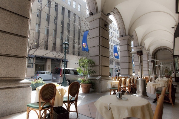 Surrounding environment. Daimaru Kobe store (a 15-minute walk ・ About 1140m)