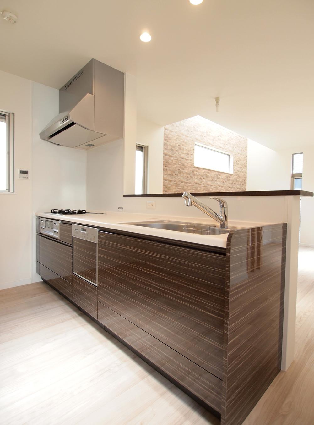 Kitchen. In dishwasher also water purifier is also built-in, Neat also look. 