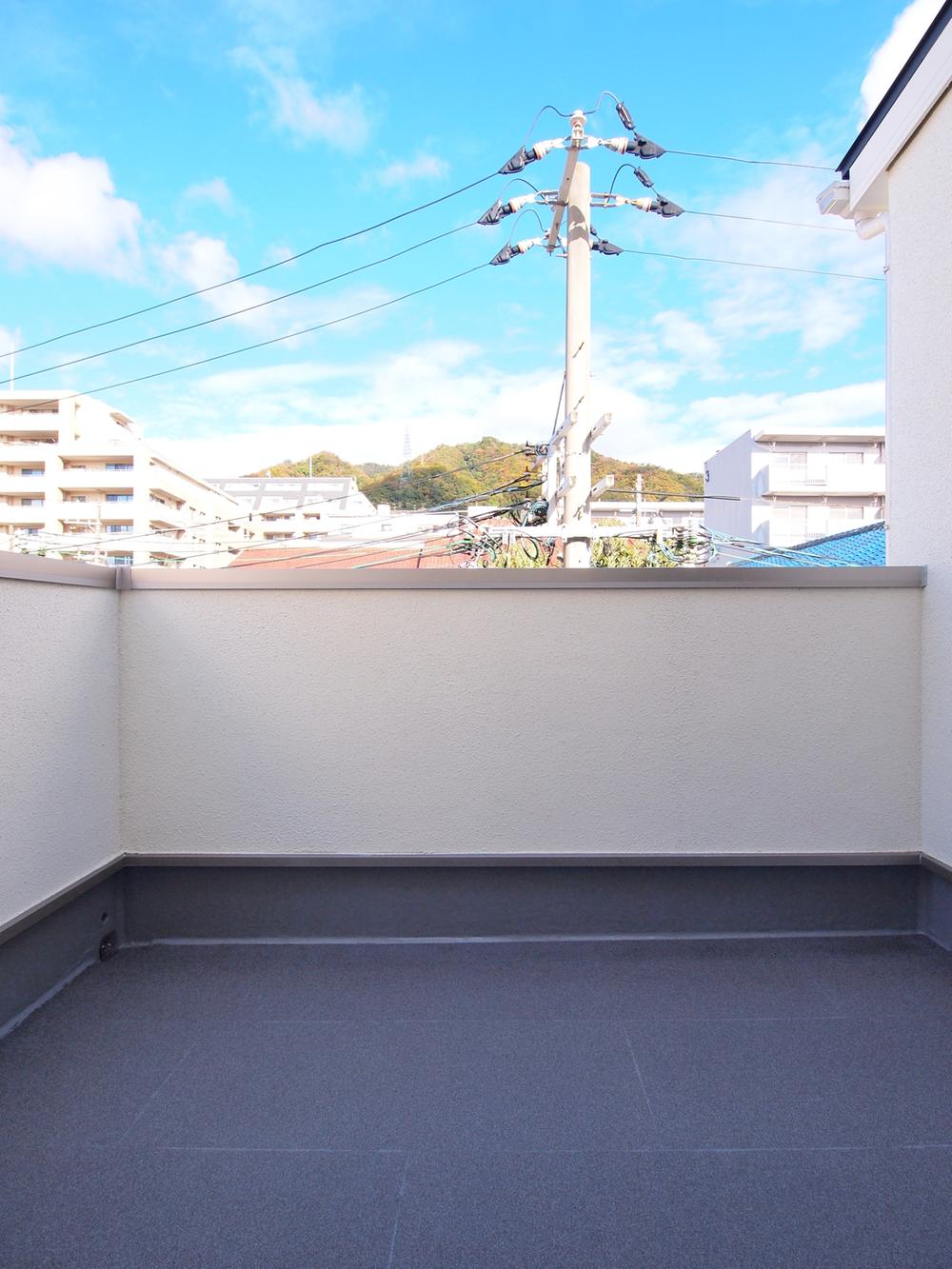 Balcony. Open roof balcony. 