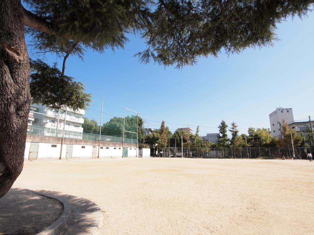 park. 260m to Nozaki park