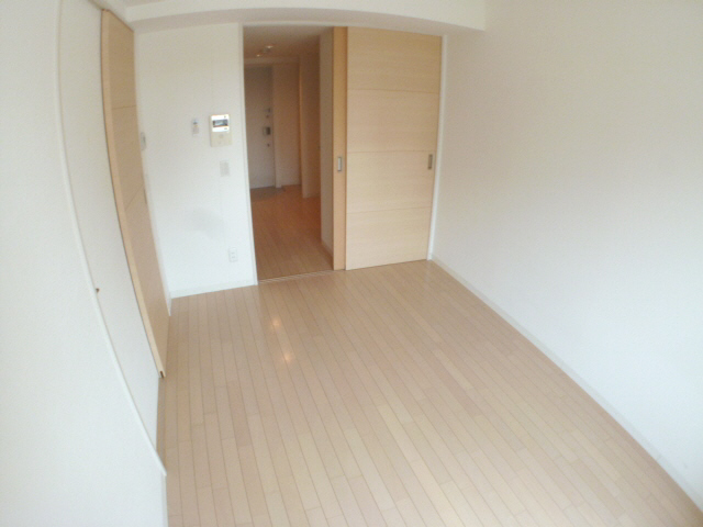 Living and room. But is a different room, Please refer to.