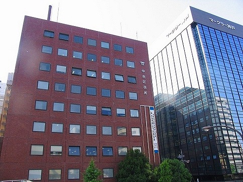 Government office. 100m to the central district office (government office)