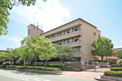 Primary school. 4007m to Kobe Tatsuminato elementary school (elementary school)