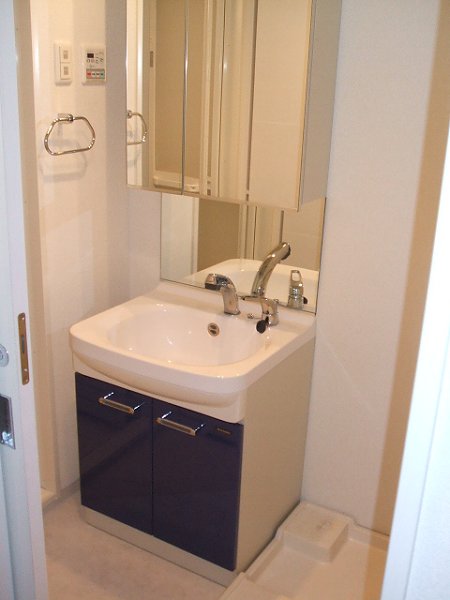 Washroom. image