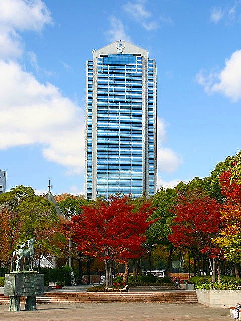 Government office. 300m to Kobe City Hall (government office)