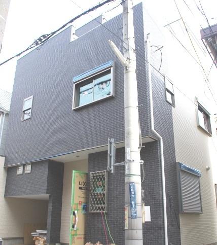 Local appearance photo