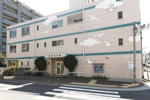 Surrounding environment. Nishinada kindergarten (8-minute walk ・ About 580m)