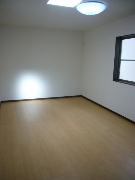 Non-living room. The third floor Western-style photo 1