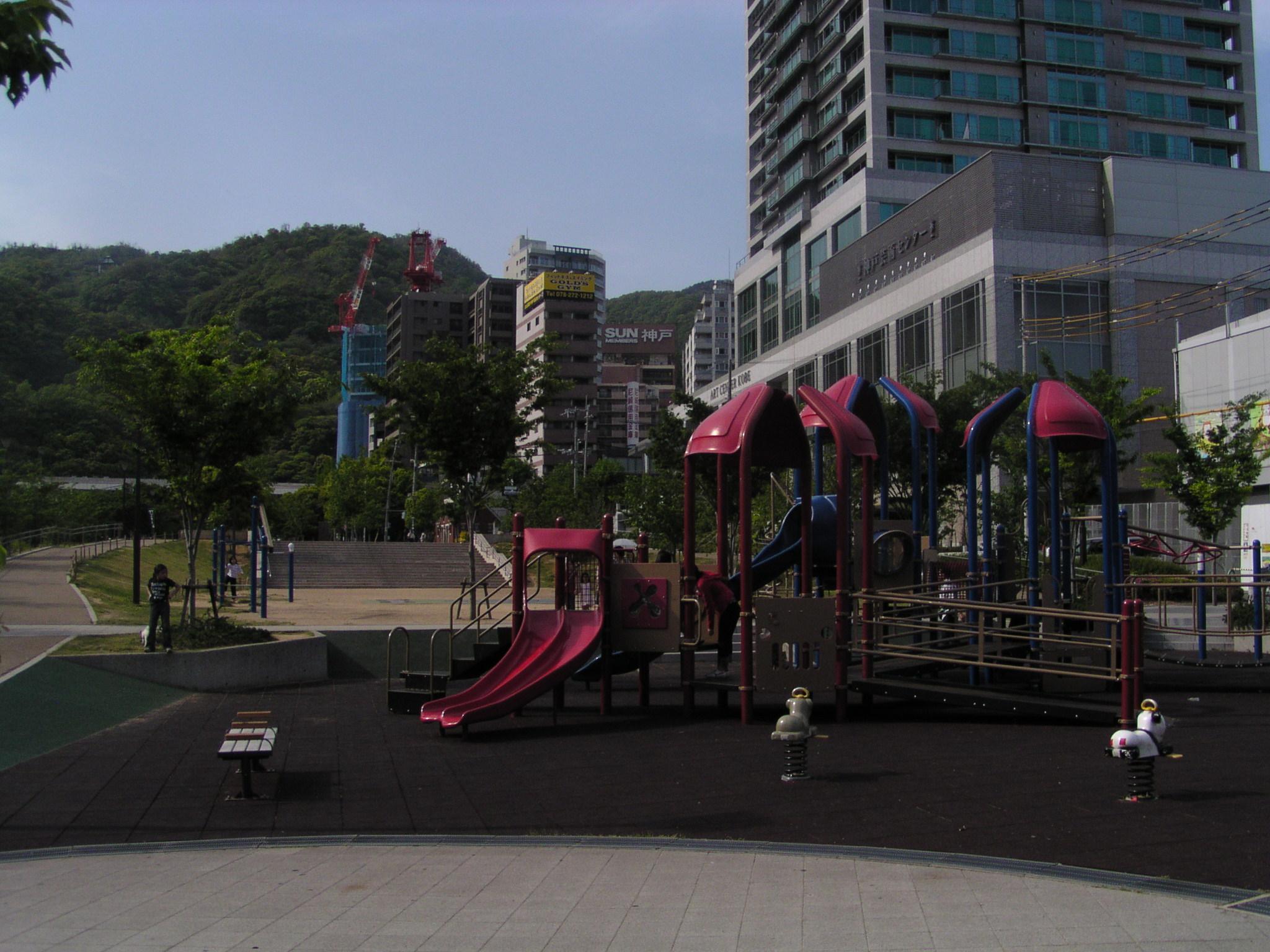 park. Ikuta 604m to the park (park)