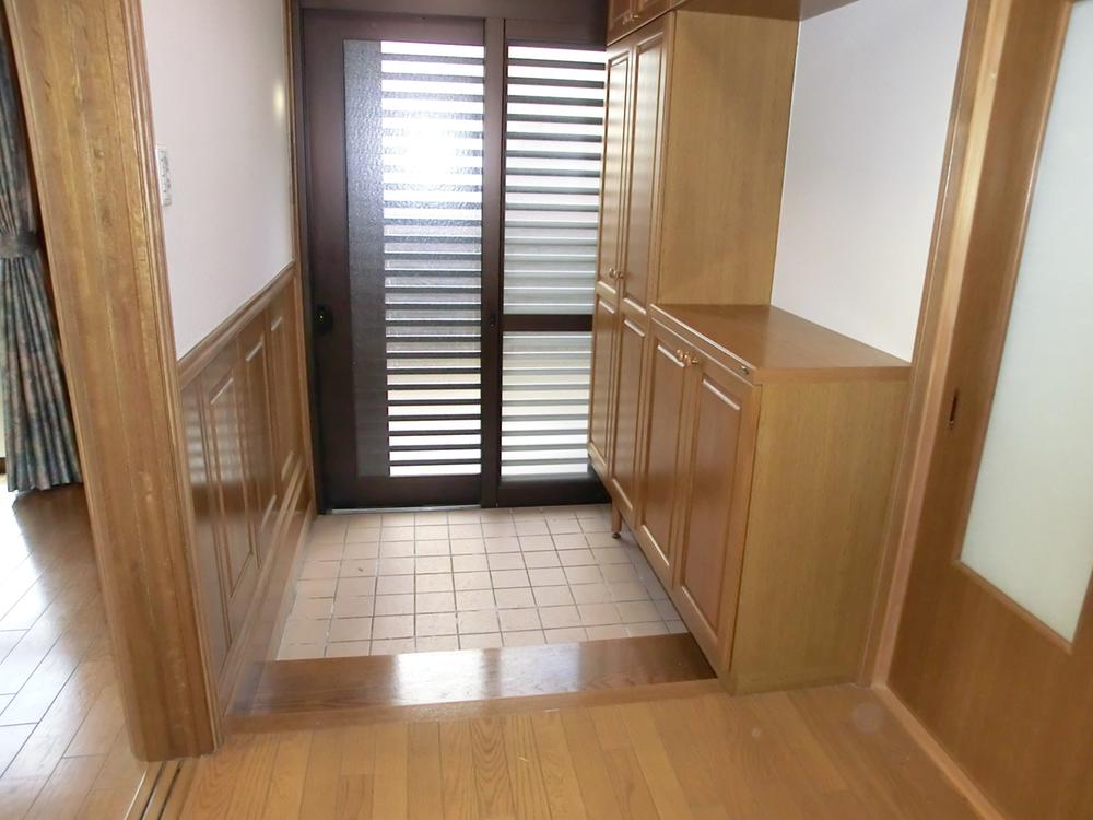 Entrance. Local (10 May 2012) shooting