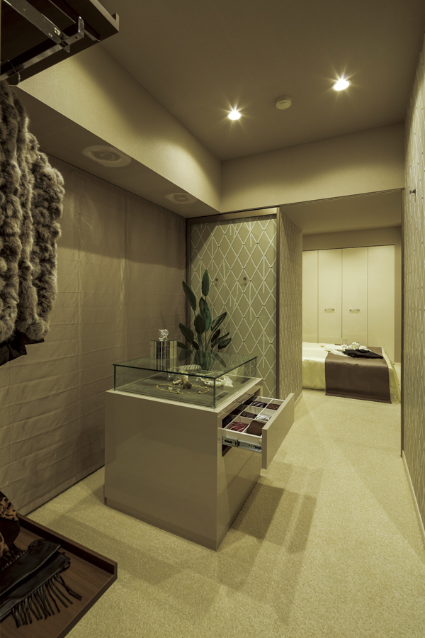 Interior.  [Private room] Choose clothes, Makeup. Private room to grace the time to arrange such a personal appearance. Only provide a space of plus alpha in residence, Quality lifestyle is born different from the up to now (E type model room)
