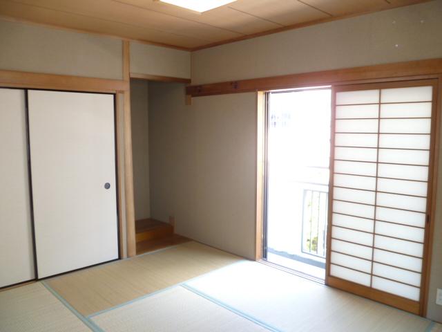 Other introspection.  ■ Japanese-style room 6 Pledge