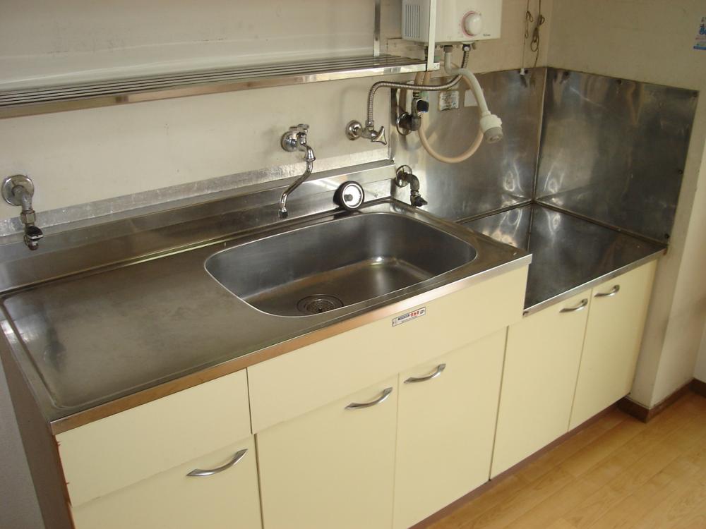 Kitchen. Kitchen Living