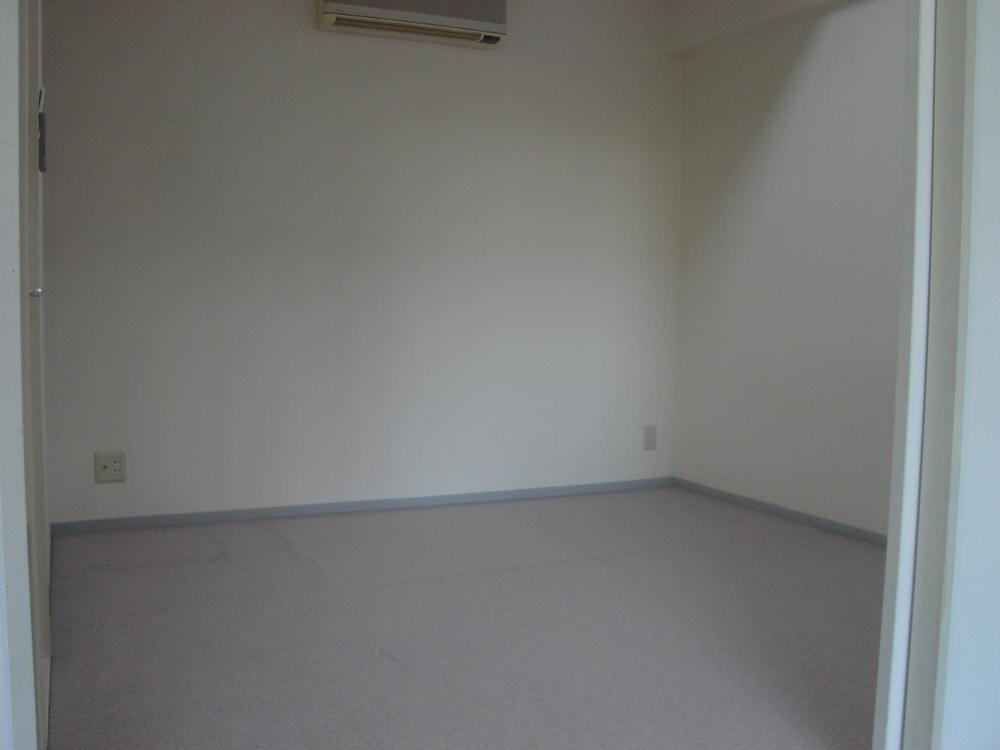 Other room space. Bedroom